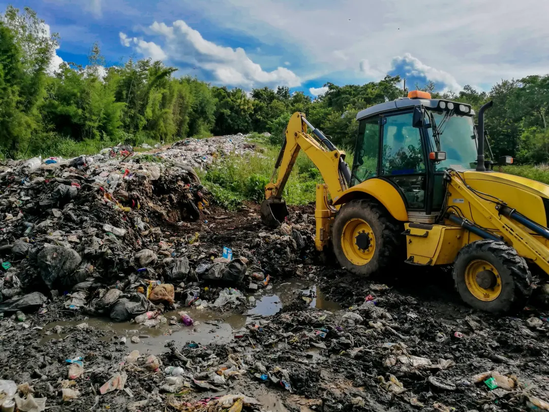 Cascavel fecha contrato do lixo de R$ 435,6 milhões e abre cinco anos de operação no aterro