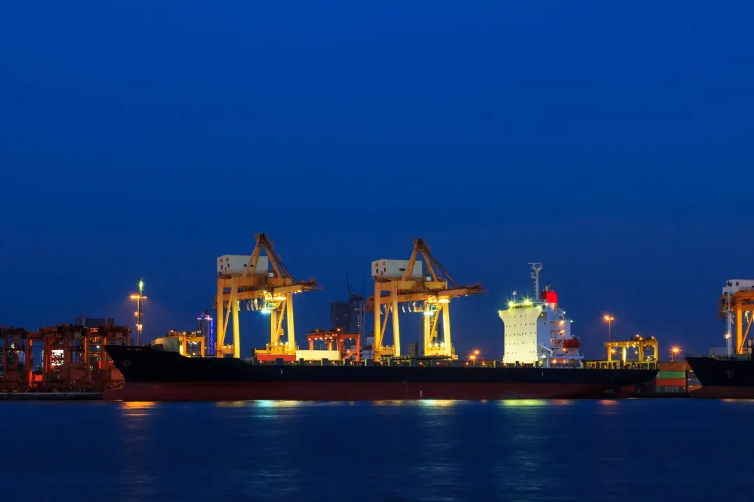 Espera de navios em Navegantes chega a 5 dias, 2,5 vezes a de Itajaí, com o pátio do terminal a 78%