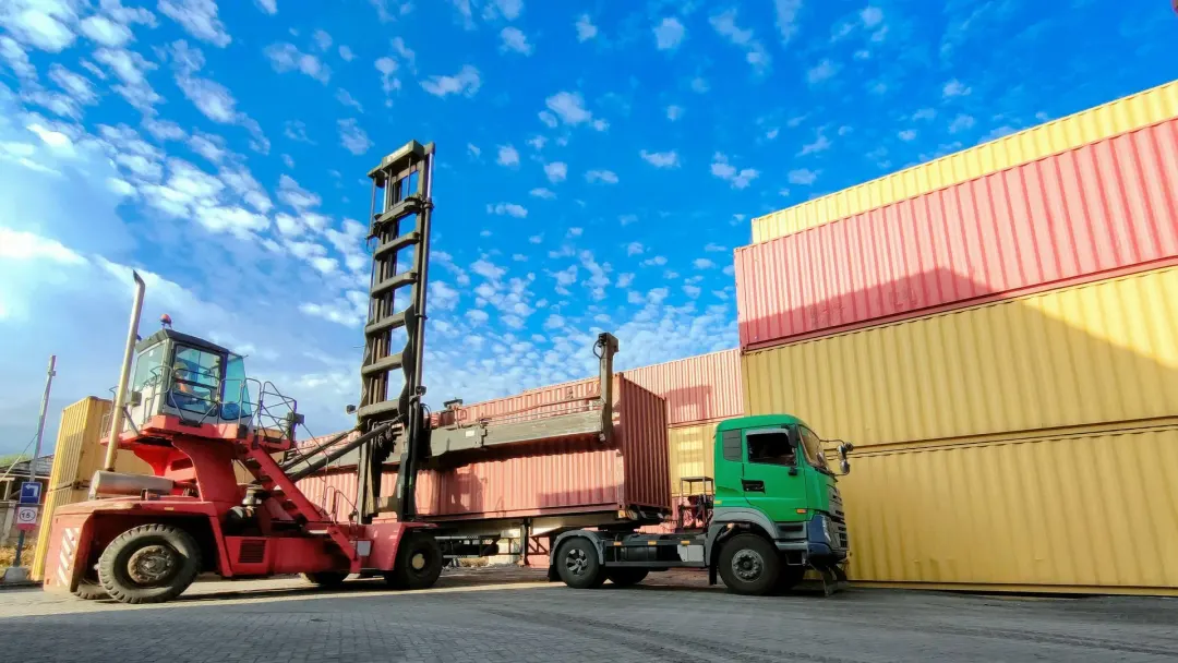 Contrato de 25 anos e R$ 2,6 bilhões: o terminal do Porto de Itajaí vai a audiência hoje em sessão virtual, contra o pedido do próprio porto